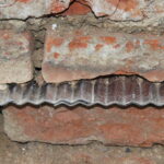 Horizontalsperre wird eingebaut
